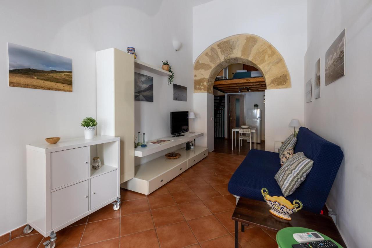 La Casa Del Cacciatore - Alloggio Con Terrazzo Apartment Палермо Екстериор снимка
